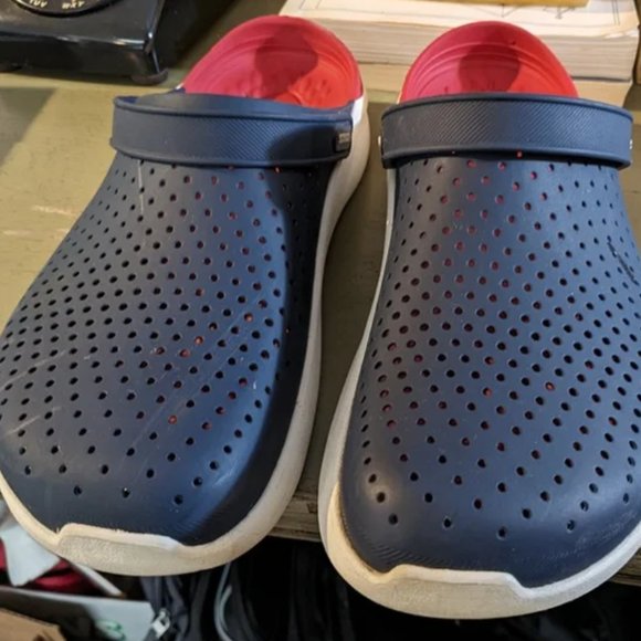 Crocs Crocband Clogs Waterproof Shoes Navy White Sole Red Inside Men’s Size 13 - Picture 1 of 4